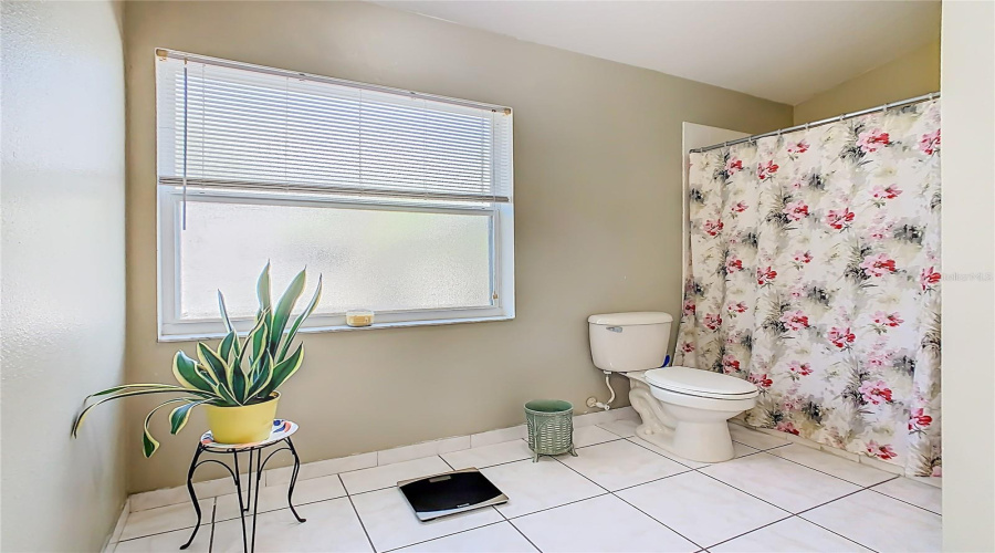 DAVENPORT, Florida 33897, 4 Bedrooms Bedrooms, ,2 BathroomsBathrooms,Residential,For Sale,HALSTEAD,0,MFRO6359958