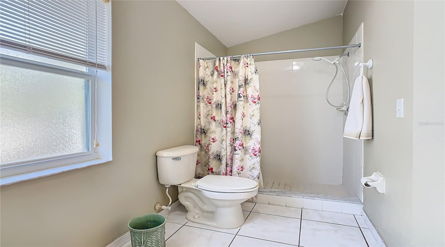 DAVENPORT, Florida 33897, 4 Bedrooms Bedrooms, ,2 BathroomsBathrooms,Residential,For Sale,HALSTEAD,0,MFRO6359958