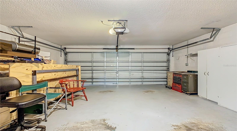 DAVENPORT, Florida 33897, 4 Bedrooms Bedrooms, ,2 BathroomsBathrooms,Residential,For Sale,HALSTEAD,0,MFRO6359958