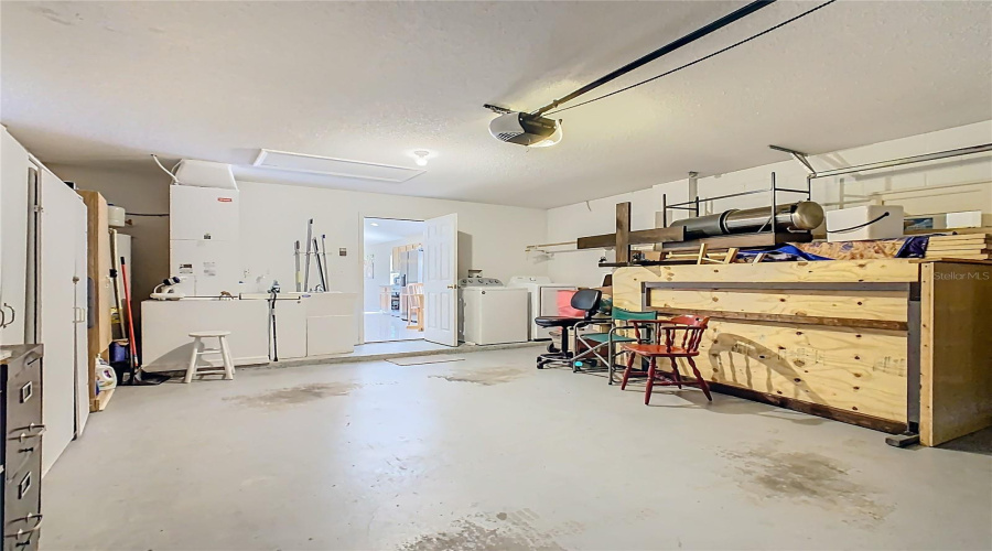 DAVENPORT, Florida 33897, 4 Bedrooms Bedrooms, ,2 BathroomsBathrooms,Residential,For Sale,HALSTEAD,0,MFRO6359958