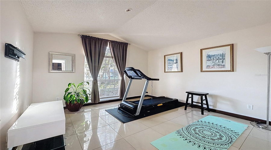 DAVENPORT, Florida 33897, 3 Bedrooms Bedrooms, ,2 BathroomsBathrooms,Residential,For Sale,LOCKBREEZE,0,MFRS5138145