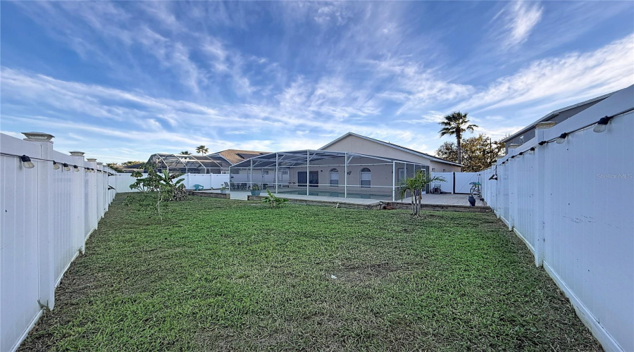 DAVENPORT, Florida 33897, 3 Bedrooms Bedrooms, ,2 BathroomsBathrooms,Residential,For Sale,LOCKBREEZE,0,MFRS5138145