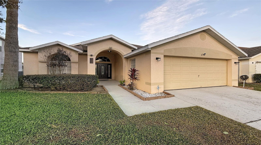 DAVENPORT, Florida 33897, 3 Bedrooms Bedrooms, ,2 BathroomsBathrooms,Residential,For Sale,LOCKBREEZE,0,MFRS5138145