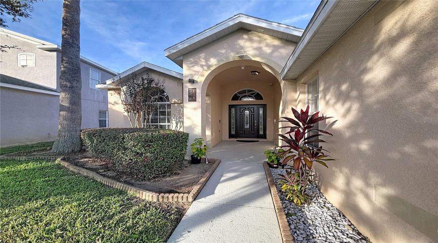 DAVENPORT, Florida 33897, 3 Bedrooms Bedrooms, ,2 BathroomsBathrooms,Residential,For Sale,LOCKBREEZE,0,MFRS5138145