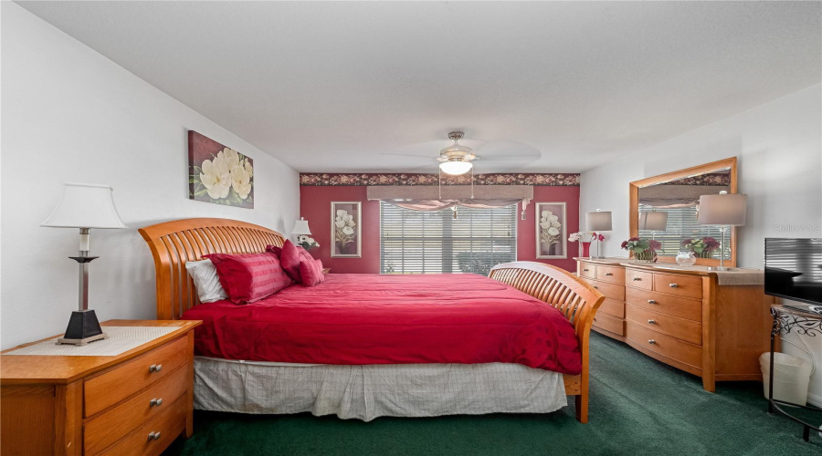 DAVENPORT, Florida 33837, 5 Bedrooms Bedrooms, ,3 BathroomsBathrooms,Residential,For Sale,WILDFLOWER,0,MFRS5137982