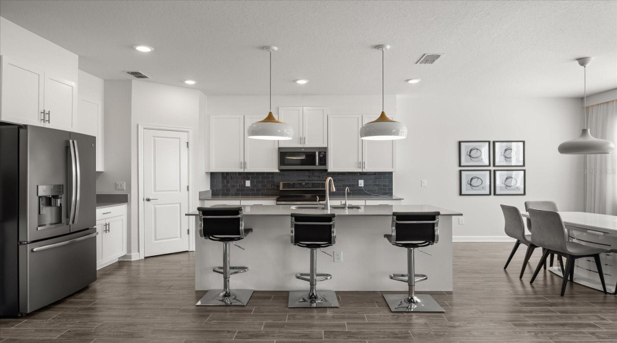 KISSIMMEE, Florida 34746, 4 Bedrooms Bedrooms, ,3 BathroomsBathrooms,Residential,For Sale,TRIBUTE,0,MFRO6359992