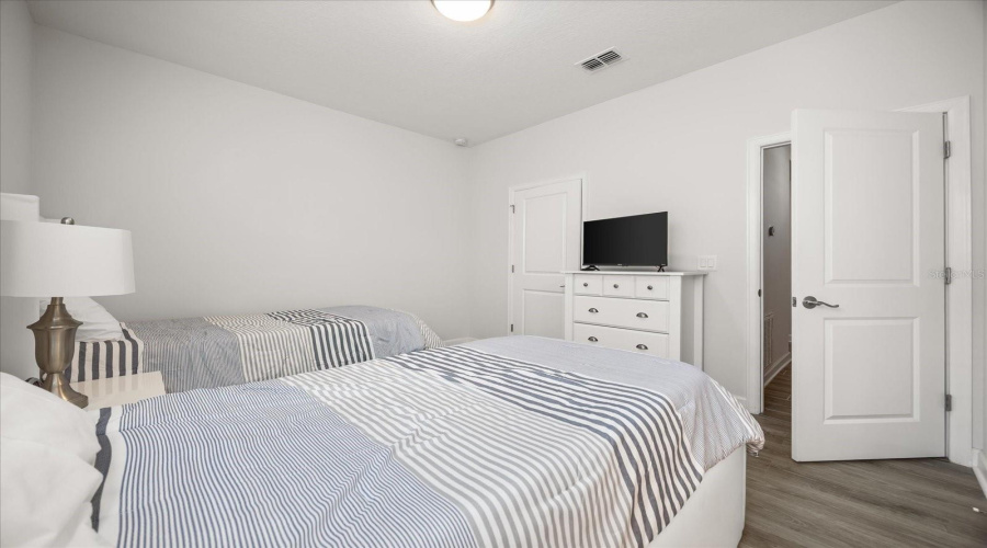 KISSIMMEE, Florida 34746, 4 Bedrooms Bedrooms, ,3 BathroomsBathrooms,Residential,For Sale,TRIBUTE,0,MFRO6359992