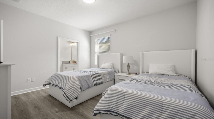 KISSIMMEE, Florida 34746, 4 Bedrooms Bedrooms, ,3 BathroomsBathrooms,Residential,For Sale,TRIBUTE,0,MFRO6359992