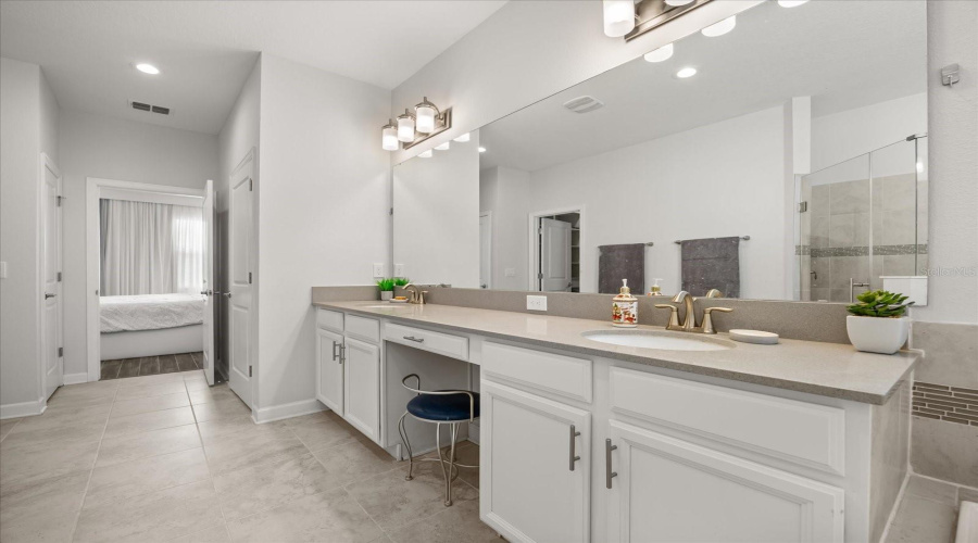 KISSIMMEE, Florida 34746, 4 Bedrooms Bedrooms, ,3 BathroomsBathrooms,Residential,For Sale,TRIBUTE,0,MFRO6359992