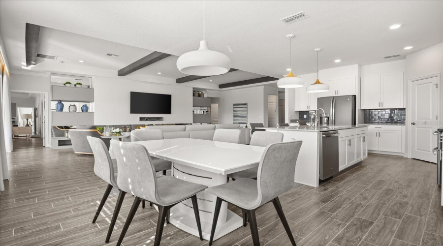 KISSIMMEE, Florida 34746, 4 Bedrooms Bedrooms, ,3 BathroomsBathrooms,Residential,For Sale,TRIBUTE,0,MFRO6359992