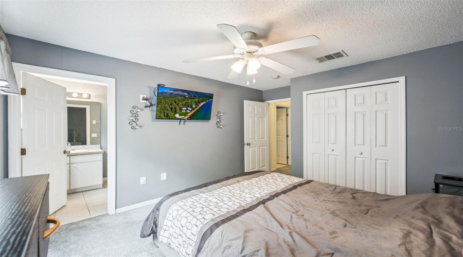 KISSIMMEE, Florida 34746, 3 Bedrooms Bedrooms, ,2 BathroomsBathrooms,Residential,For Sale,VERO BEACH,0,MFRO6360007