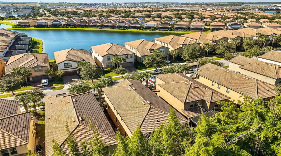 KISSIMMEE, Florida 34747, 7 Bedrooms Bedrooms, ,5 BathroomsBathrooms,Residential,For Sale,NICE,0,MFRO6358690