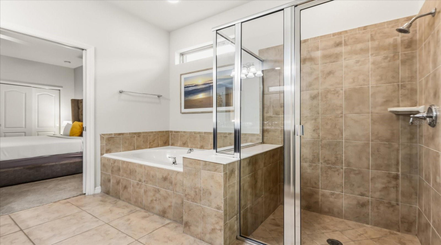 Primary Ensuite Bath