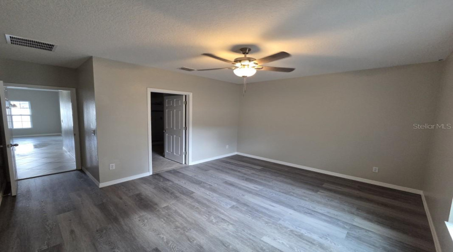 DAVENPORT, Florida 33837, 4 Bedrooms Bedrooms, ,2 BathroomsBathrooms,Residential,For Sale,WHISPERING PINES,0,MFRA4669671