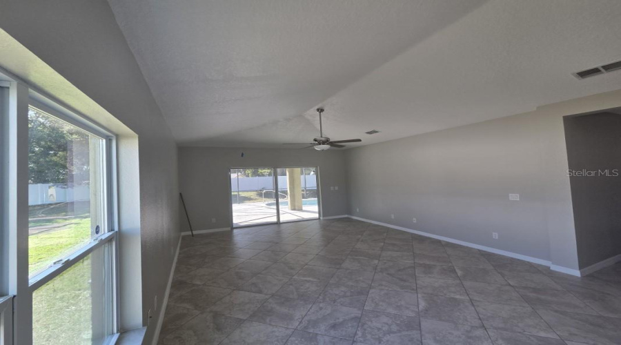 DAVENPORT, Florida 33837, 4 Bedrooms Bedrooms, ,2 BathroomsBathrooms,Residential,For Sale,WHISPERING PINES,0,MFRA4669671