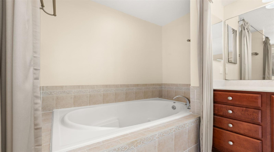 Primary Bath/First Floor