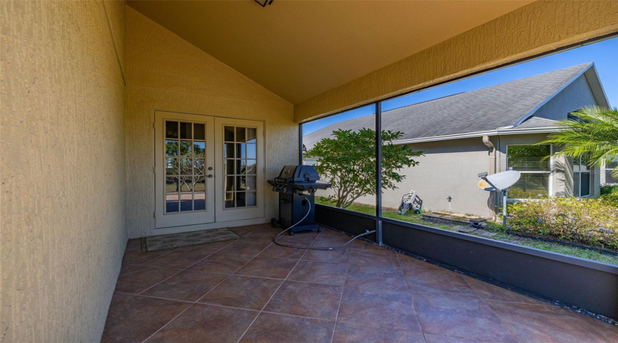 DAVENPORT, Florida 33896, 4 Bedrooms Bedrooms, ,2 BathroomsBathrooms,Residential,For Sale,KNIGHTSBRIDGE,0,MFRO6358564