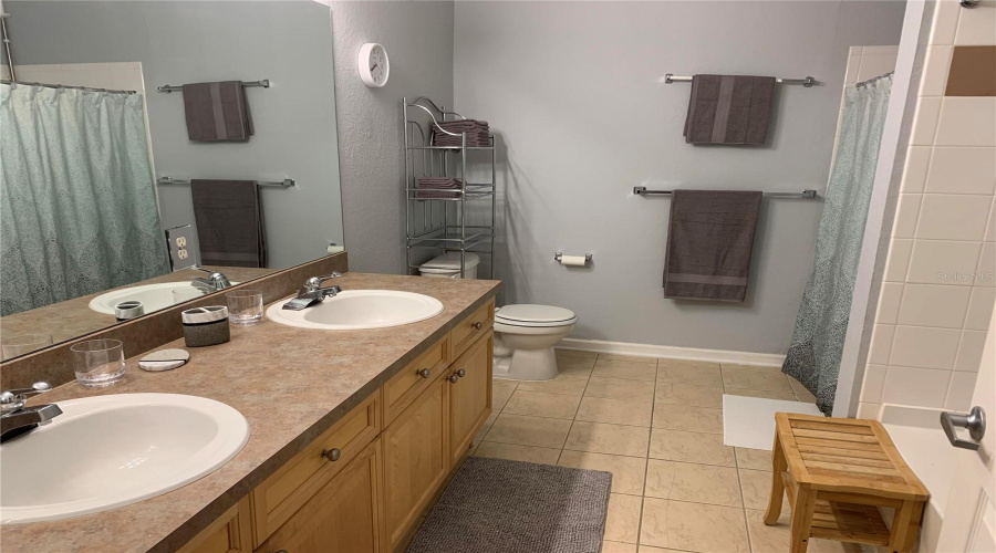 DAVENPORT, Florida 33896, 2 Bedrooms Bedrooms, ,2 BathroomsBathrooms,Residential,For Sale,TERRACE RIDGE,0,MFRO6360189