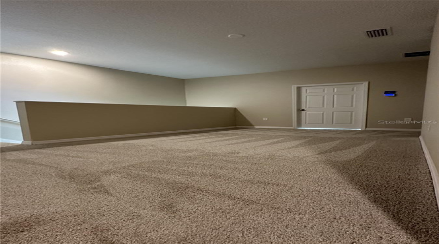 DAVENPORT, Florida 33896, 3 Bedrooms Bedrooms, ,3 BathroomsBathrooms,Residential,For Sale,LAKE SHORE,0,MFRO6359843