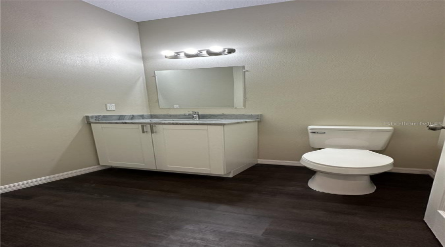 DAVENPORT, Florida 33896, 3 Bedrooms Bedrooms, ,3 BathroomsBathrooms,Residential,For Sale,LAKE SHORE,0,MFRO6359843