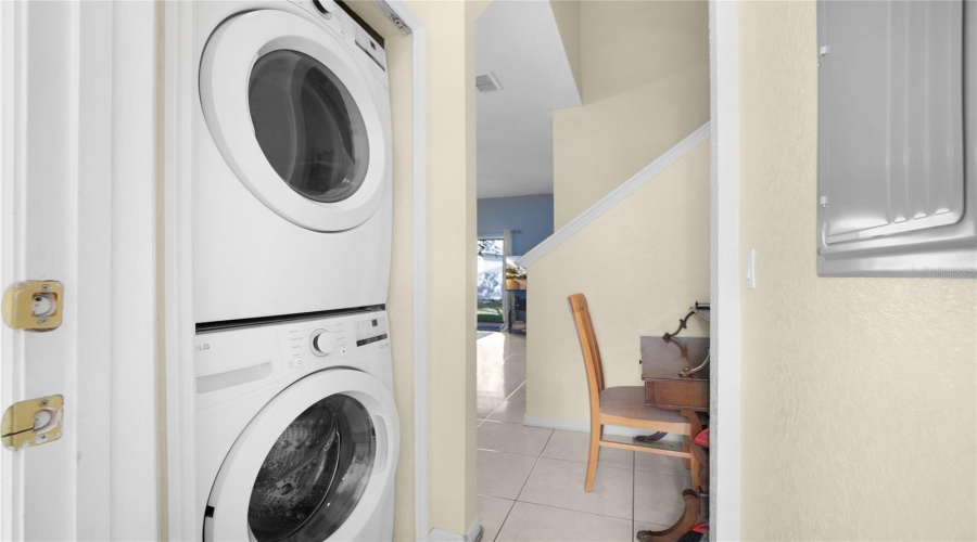 DAVENPORT, Florida 33897, 4 Bedrooms Bedrooms, ,3 BathroomsBathrooms,Residential,For Sale,CALABRIA,0,MFRO6359219