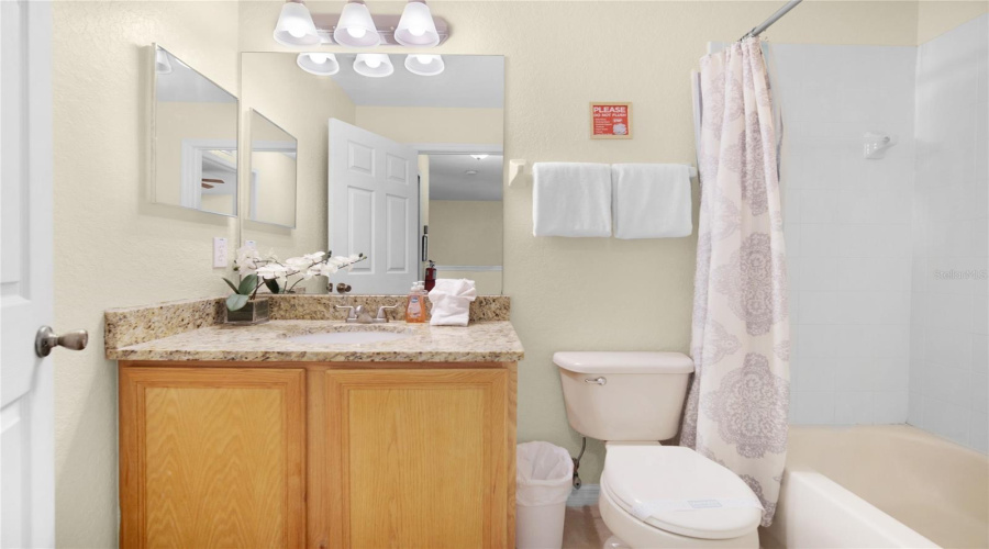 DAVENPORT, Florida 33897, 4 Bedrooms Bedrooms, ,3 BathroomsBathrooms,Residential,For Sale,CALABRIA,0,MFRO6359219