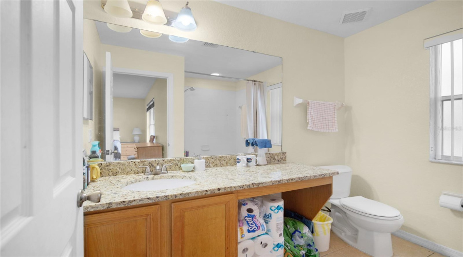 DAVENPORT, Florida 33897, 4 Bedrooms Bedrooms, ,3 BathroomsBathrooms,Residential,For Sale,CALABRIA,0,MFRO6359219