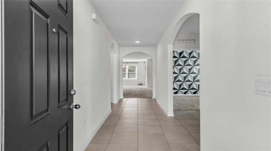 Entry / Foyer