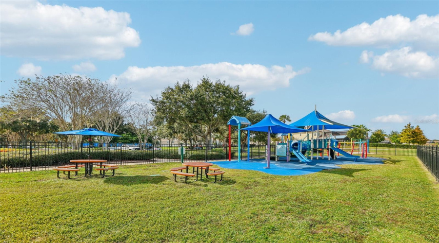 KISSIMMEE, Florida 34746, 3 Bedrooms Bedrooms, ,2 BathroomsBathrooms,Residential,For Sale,VALLEYVIEW,0,MFRO6355805