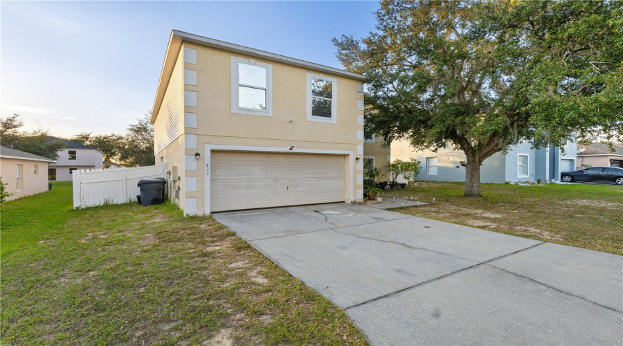 DAVENPORT, Florida 33837, 4 Bedrooms Bedrooms, ,2 BathroomsBathrooms,Residential,For Sale,LOBELIA,0,MFRS5138411