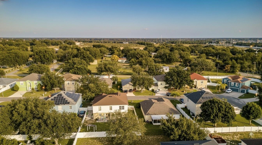 DAVENPORT, Florida 33837, 4 Bedrooms Bedrooms, ,2 BathroomsBathrooms,Residential,For Sale,LOBELIA,0,MFRS5138411