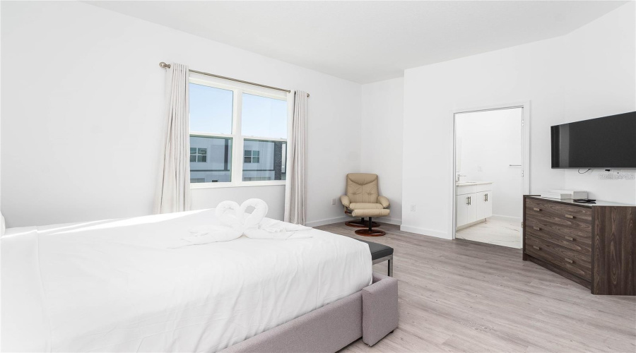 DAVENPORT, Florida 33896, 5 Bedrooms Bedrooms, ,4 BathroomsBathrooms,Residential,For Sale,FAMAGUSTA,0,MFRO6359796