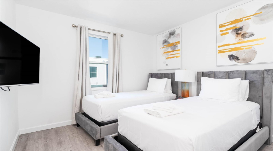 DAVENPORT, Florida 33896, 5 Bedrooms Bedrooms, ,4 BathroomsBathrooms,Residential,For Sale,FAMAGUSTA,0,MFRO6359796