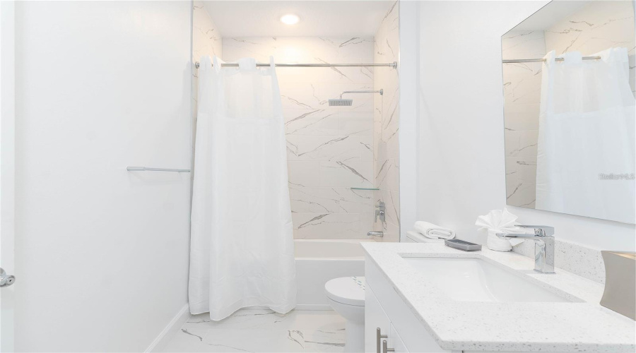 DAVENPORT, Florida 33896, 5 Bedrooms Bedrooms, ,4 BathroomsBathrooms,Residential,For Sale,FAMAGUSTA,0,MFRO6359796