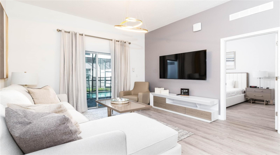 DAVENPORT, Florida 33896, 5 Bedrooms Bedrooms, ,4 BathroomsBathrooms,Residential,For Sale,FAMAGUSTA,0,MFRO6359796