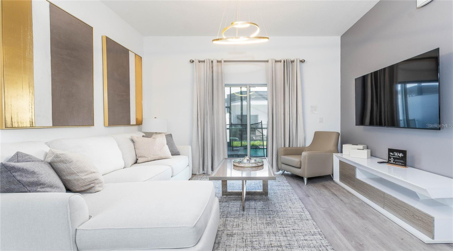 DAVENPORT, Florida 33896, 5 Bedrooms Bedrooms, ,4 BathroomsBathrooms,Residential,For Sale,FAMAGUSTA,0,MFRO6359796