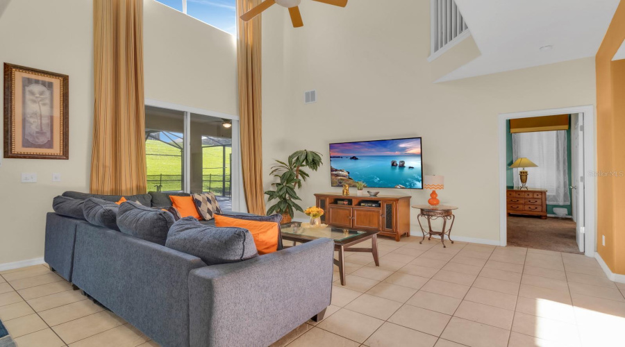 KISSIMMEE, Florida 34747, 7 Bedrooms Bedrooms, ,4 BathroomsBathrooms,Residential,For Sale,LIDO KEY,0,MFRS5138429