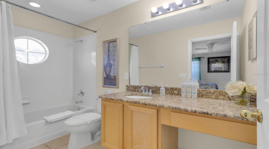 KISSIMMEE, Florida 34747, 7 Bedrooms Bedrooms, ,4 BathroomsBathrooms,Residential,For Sale,LIDO KEY,0,MFRS5138429