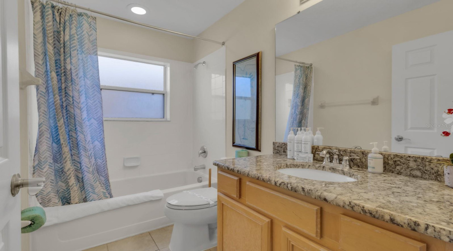 KISSIMMEE, Florida 34747, 7 Bedrooms Bedrooms, ,4 BathroomsBathrooms,Residential,For Sale,LIDO KEY,0,MFRS5138429