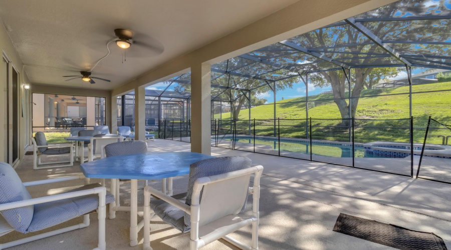 KISSIMMEE, Florida 34747, 7 Bedrooms Bedrooms, ,4 BathroomsBathrooms,Residential,For Sale,LIDO KEY,0,MFRS5138429