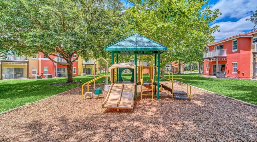 KISSIMMEE, Florida 34747, 7 Bedrooms Bedrooms, ,4 BathroomsBathrooms,Residential,For Sale,LIDO KEY,0,MFRS5138429