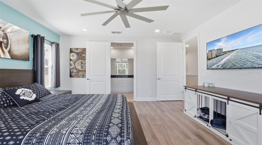 REUNION, Florida 34747, 4 Bedrooms Bedrooms, ,3 BathroomsBathrooms,Residential,For Sale,DESERT MOUNTAIN,0,MFRO6357556