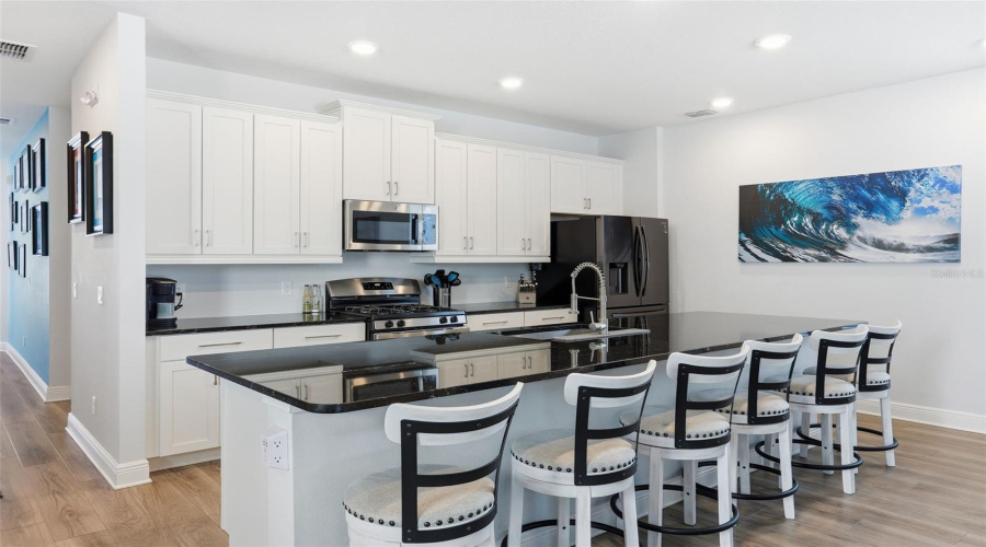 REUNION, Florida 34747, 4 Bedrooms Bedrooms, ,3 BathroomsBathrooms,Residential,For Sale,DESERT MOUNTAIN,0,MFRO6357556