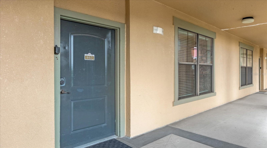 DAVENPORT, Florida 33897, 4 Bedrooms Bedrooms, ,3 BathroomsBathrooms,Residential,For Sale,CHARO,0,MFRO6360004