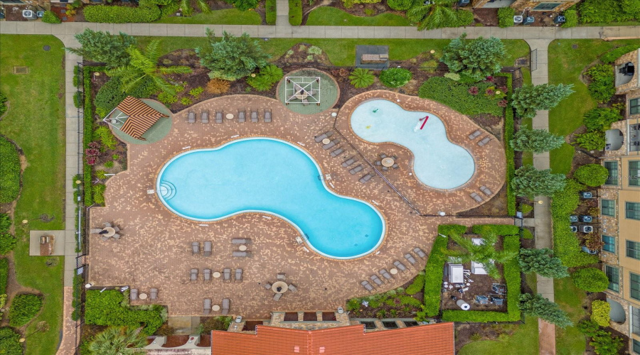 DAVENPORT, Florida 33897, 4 Bedrooms Bedrooms, ,3 BathroomsBathrooms,Residential,For Sale,CHARO,0,MFRO6360004