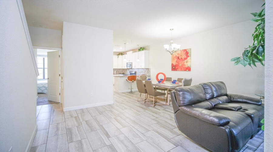 DAVENPORT, Florida 33896, 4 Bedrooms Bedrooms, ,2 BathroomsBathrooms,Residential,For Sale,OVERPOOL,0,MFRS5138383