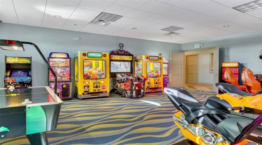 DAVENPORT, Florida 33896, 4 Bedrooms Bedrooms, ,2 BathroomsBathrooms,Residential,For Sale,OVERPOOL,0,MFRS5138383