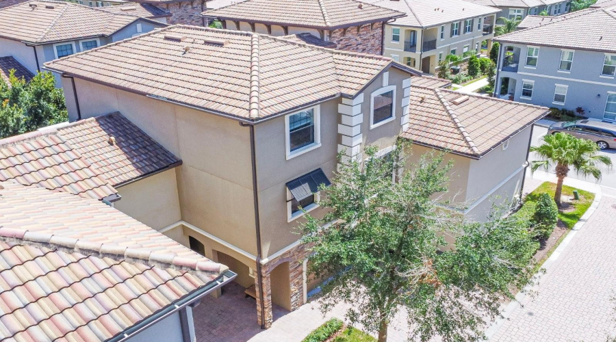 DAVENPORT, Florida 33896, 4 Bedrooms Bedrooms, ,2 BathroomsBathrooms,Residential,For Sale,OVERPOOL,0,MFRS5138383