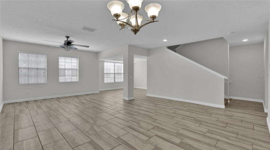 DAVENPORT, Florida 33896, 4 Bedrooms Bedrooms, ,2 BathroomsBathrooms,Residential,For Sale,OVERPOOL,0,MFRS5138383