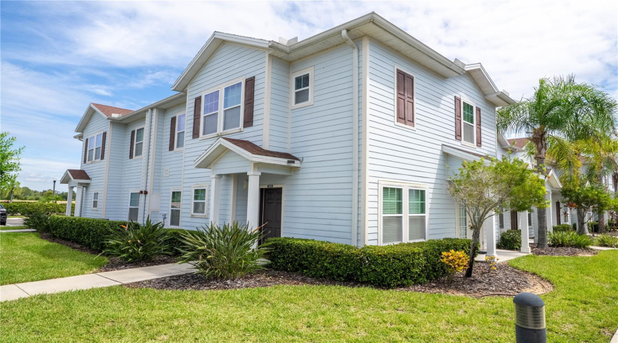 KISSIMMEE, Florida 34747, 4 Bedrooms Bedrooms, ,3 BathroomsBathrooms,Residential,For Sale,SHINE,0,MFRO6341857